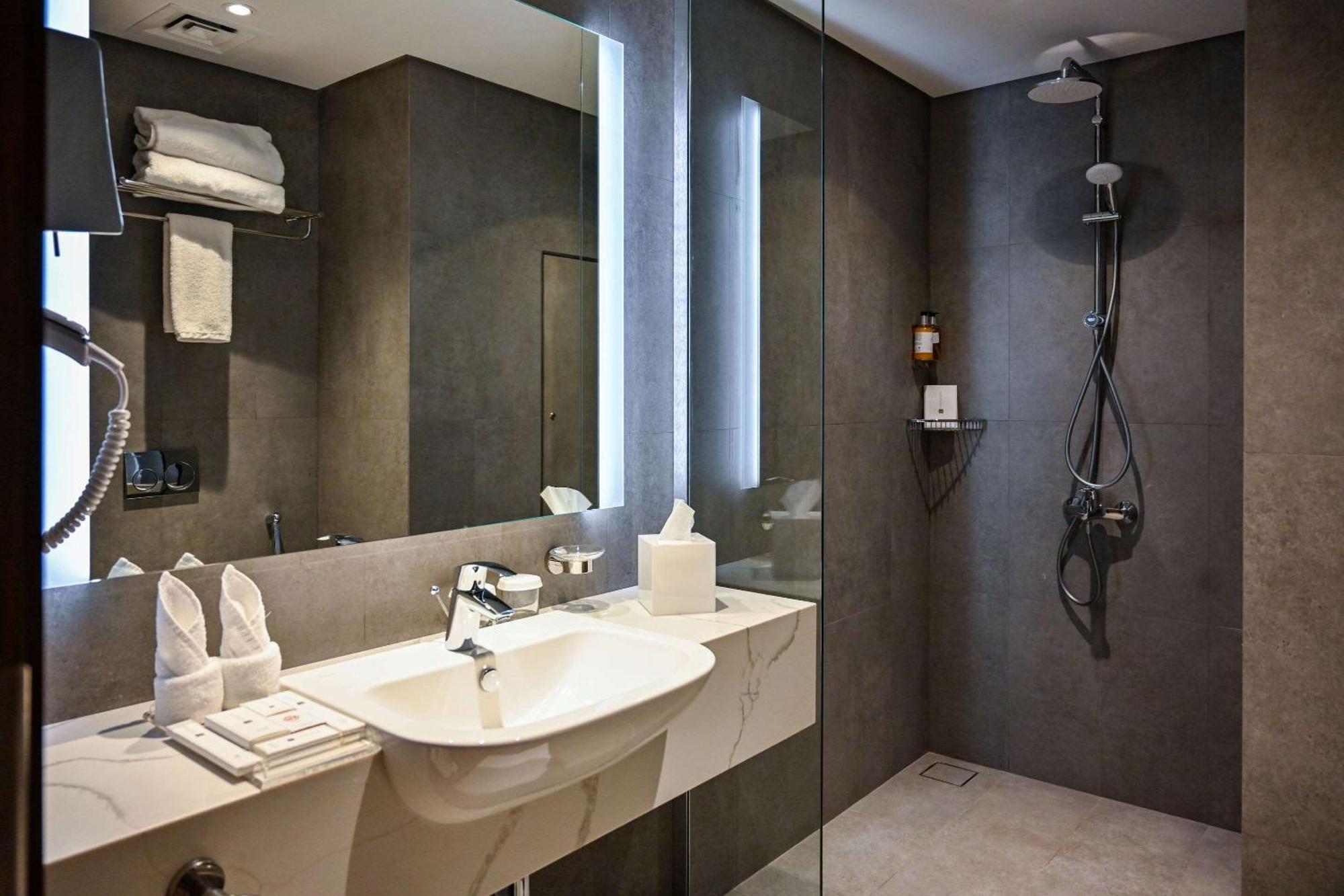 Comfort Hotel Riyadh Olaya Zewnętrze zdjęcie